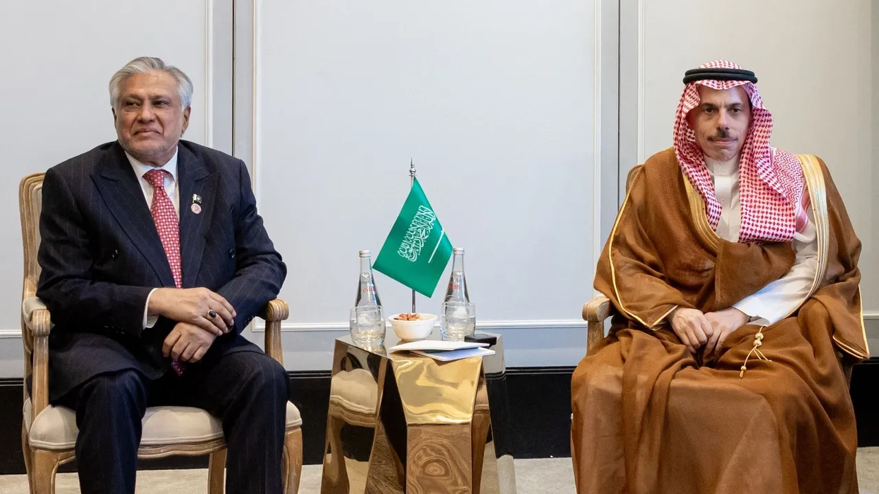 Saudi Arabia, Pakistan reaffirm commitment to Mecca defence pact