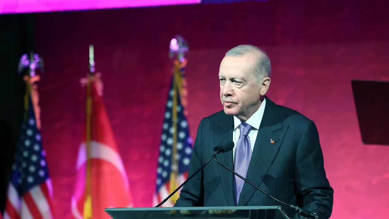 رئیسجمهور اردوغان: ترکیه و آمریکا باید با کنار گذاشتن موانع، شتاب تازهای به روابط خود ببخشند