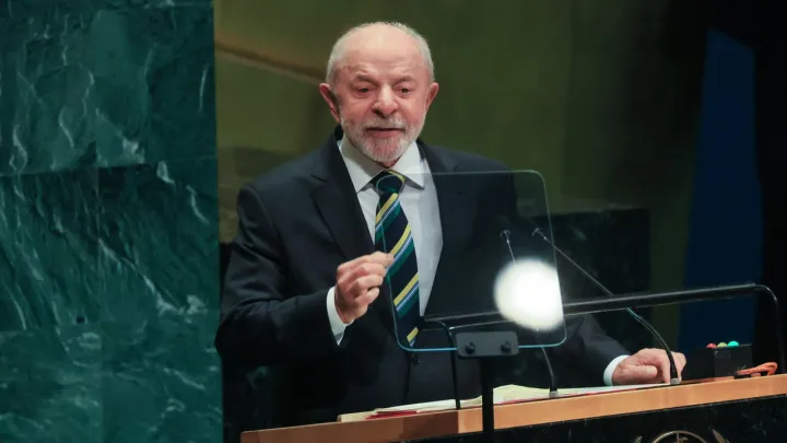 Presidente Lula denuncia política de Trump baseada na "lei do mais forte"