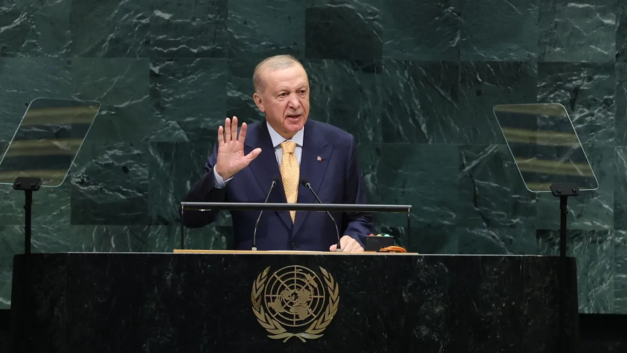 انتشار متن سخنرانی رئیسجمهور اردوغان در مجمع عمومی سازمان ملل در کتابی به سه زبان