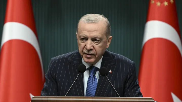 أردوغان: إيرادات السياحة تتجاوز 25.7 مليار دولار بالنصف الأول من العام