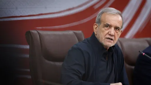 İran: "Tışqı êşlär ministrı Araqçı AQŞtan alğan soñğı täqdimne ilbaşı Päzäşkiyanğa citkerde"