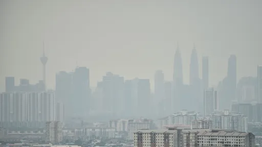 Malaysia declares haze emergency as Sarawak pollution breaches threshold