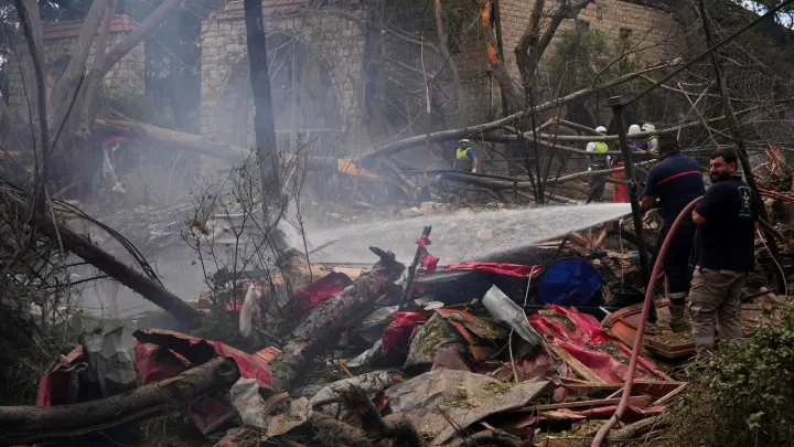 Pelo menos 11 mortos em ataques israelitas no sul do Líbano, incluindo dois bebés