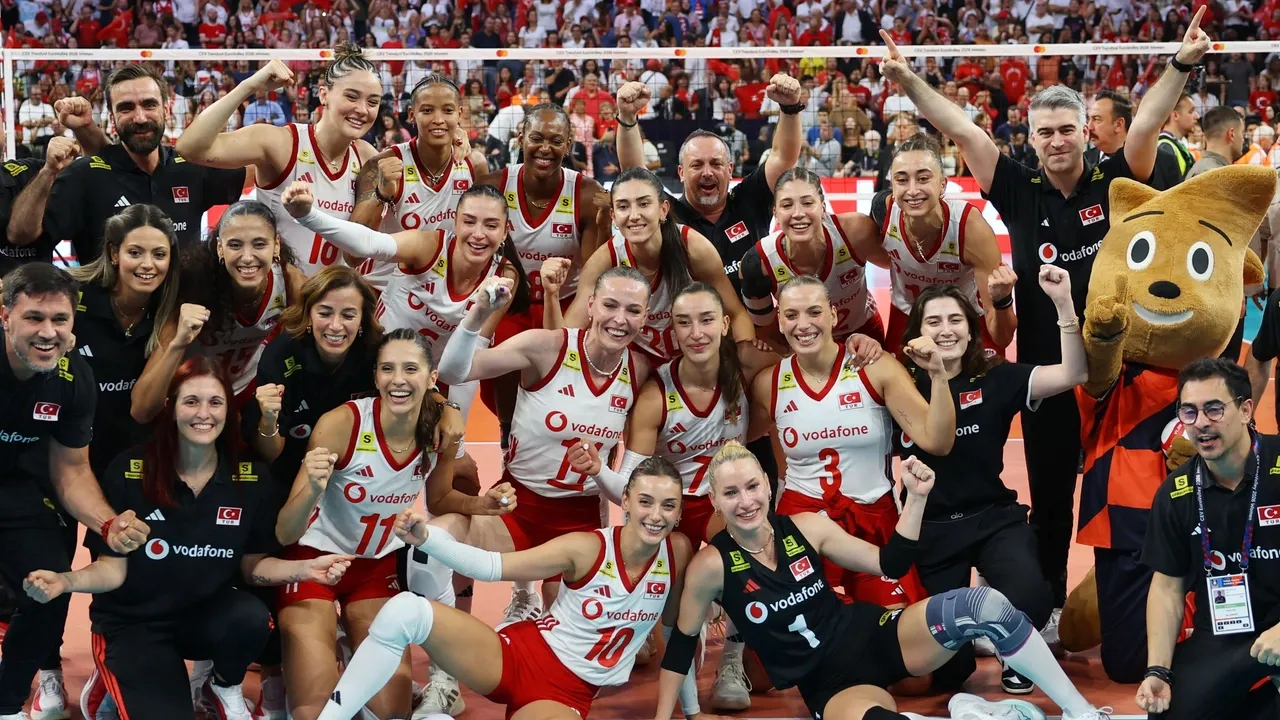 Seleção Nacional Feminina Turca é Campeã Europeia de Voleibol