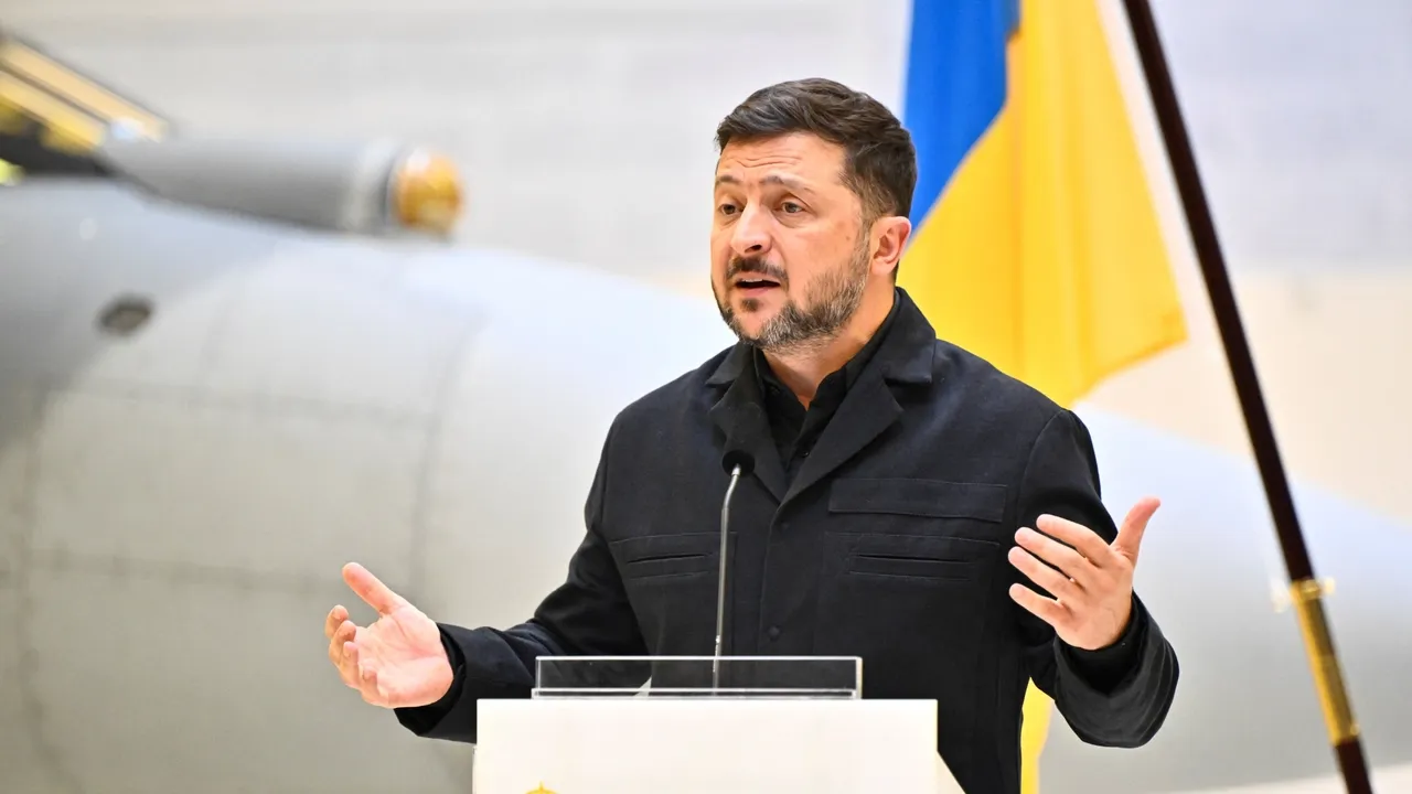 Зеленский Ресейдің Украинадағы телеарна ғимаратына шабуыл жасағанын мәлімдеді