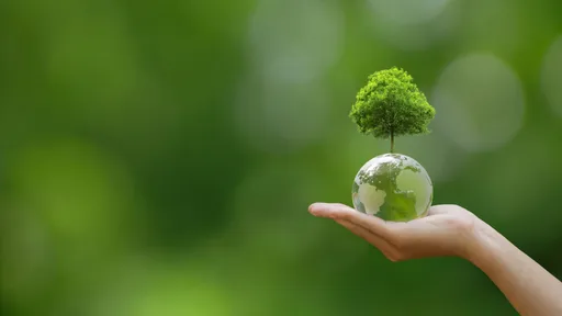 Küzgä kürenmägän xäwef: qaldıq maylar