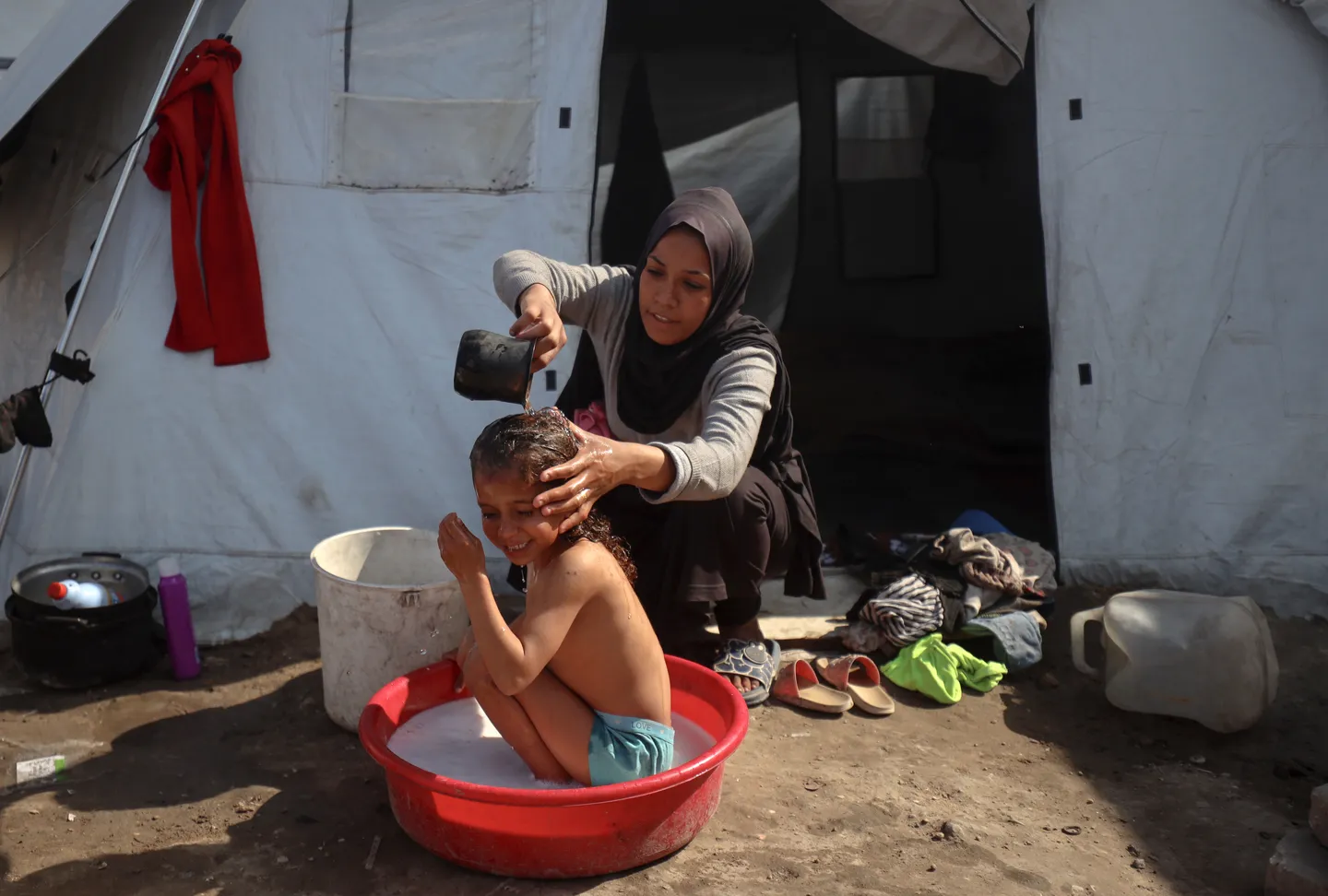 La resistencia de las mujeres palestinas: sobrevivir en la adversidad de Gaza