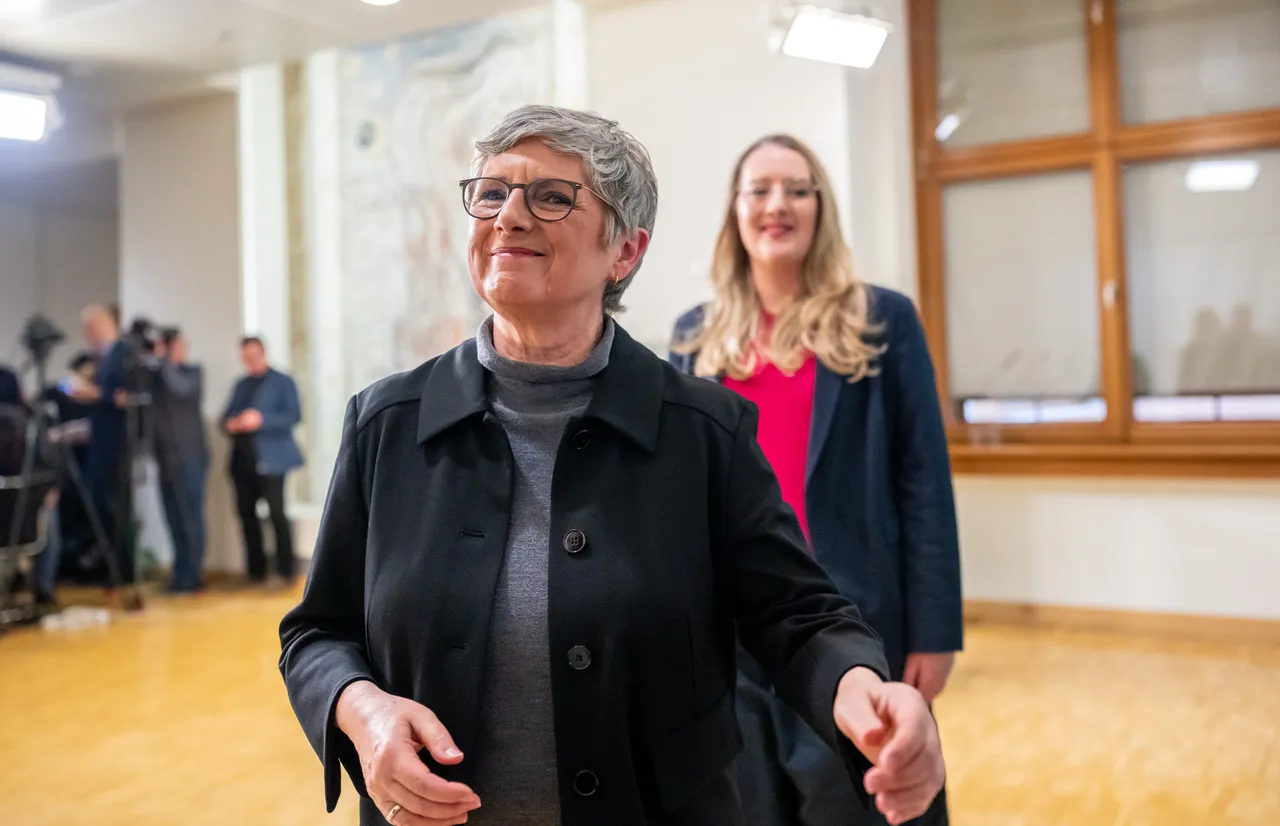 Grünen-Fraktionsspitze will Finanzpaket nicht zustimmen