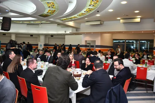 Fondacioni Turk Maarif shtron sofër iftari në Shkup