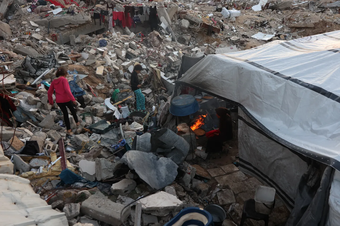 شهداء وجرحى في انتهاكات إسرائيلية جديدة بغزة.. ويونيسيف تحذر من نقص المياه