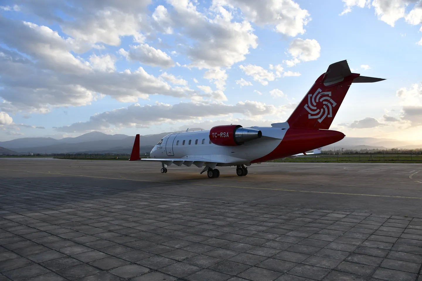 Türkiye sends ambulance planes to North Macedonia to transport fire victims