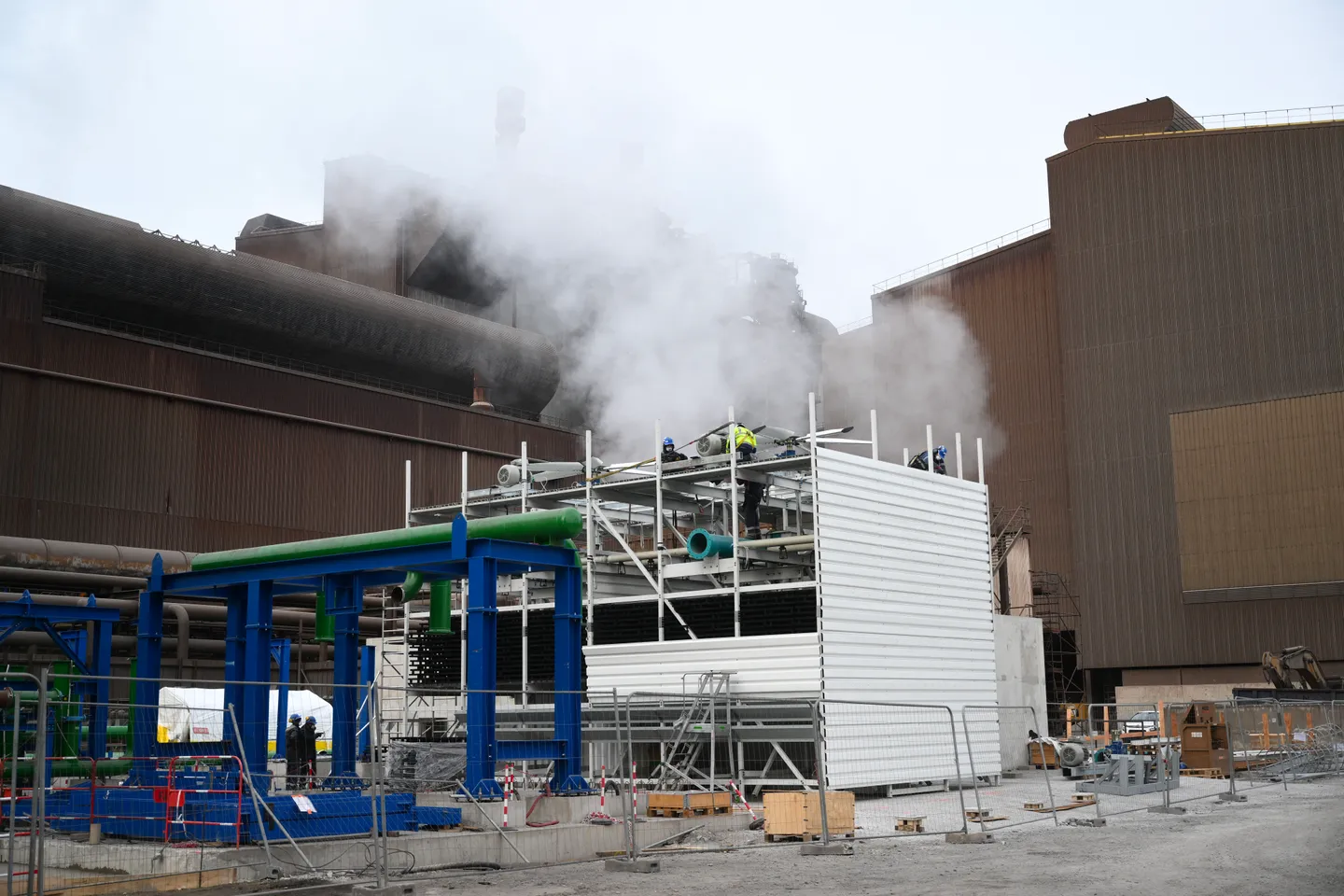 EU slashes steel imports to fight Trump tariffs