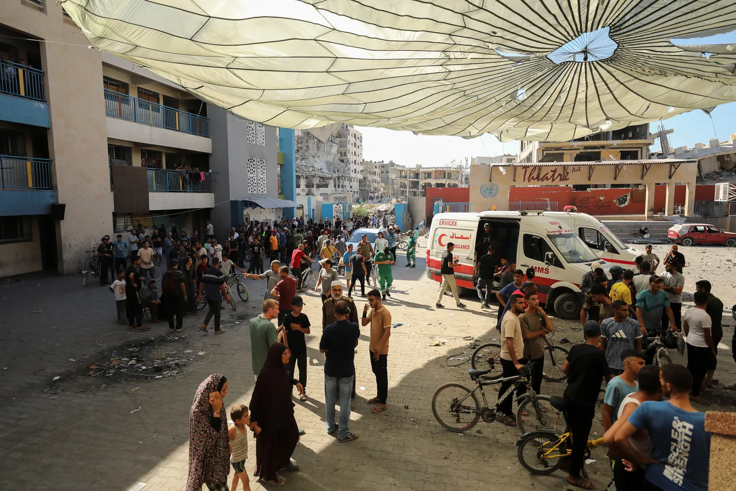 "يوم أسود آخر".. "الأونروا" تندّد بمقتل موظف أممي في غزة بغارات الاحتلال