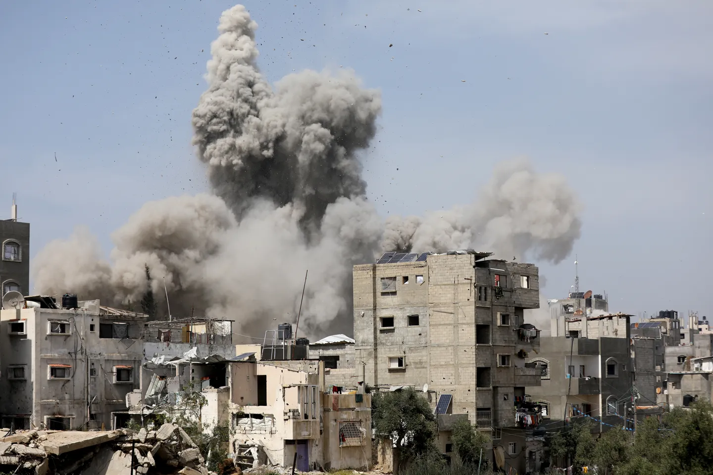 اروپايي ټولنې په غزه کې په روغتیایی پرسونل او مرستندویه کارکوونکو د بریدونو په اړه اندیښمنه وښوده