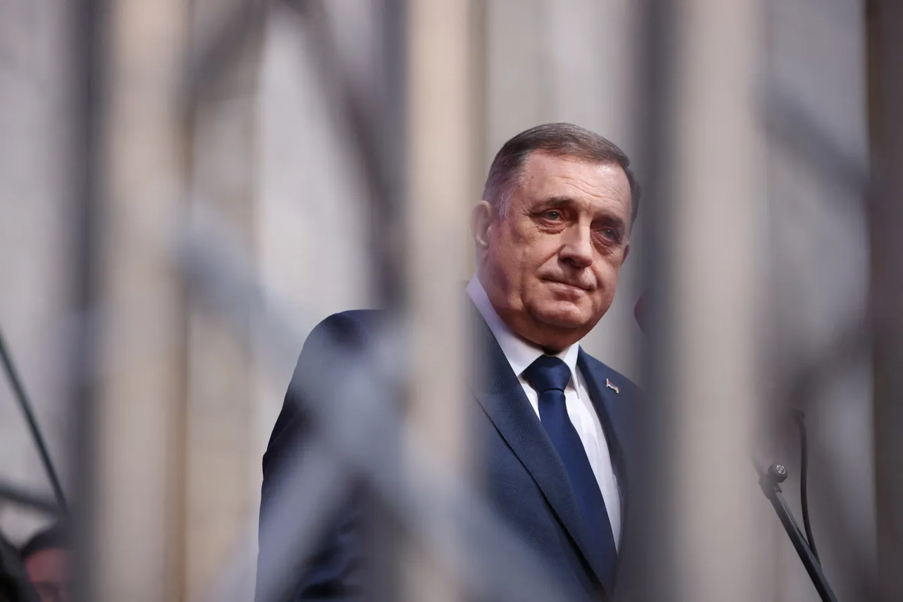 Bosnia court issues international arrest warrant for Serb leader Dodik