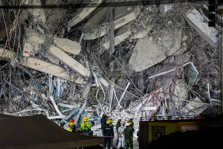 Séisme: plus de 1000 morts en Birmanie, recherches tous azimuts pour des survivants