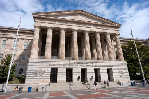 Тръмп започва да прочиства „антиамериканската идеология“ от музеите на Смитсониън