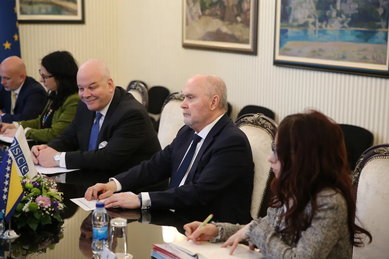 Синирлиоглу: Политичките лидери да се воздржат од дејствија за дестабилизација на земјата