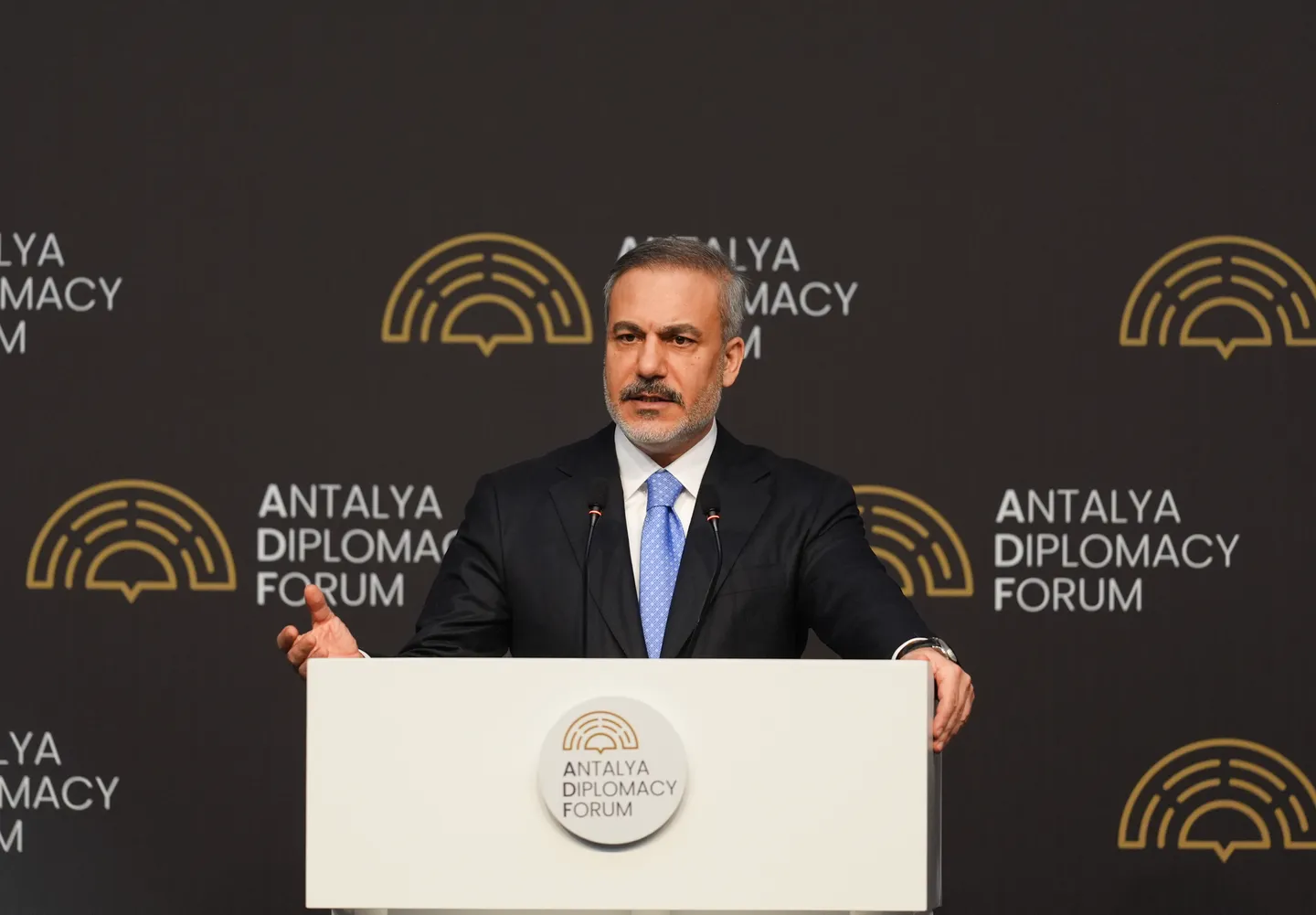 Хакан Фидан обсудил с Ираном ядерную программу