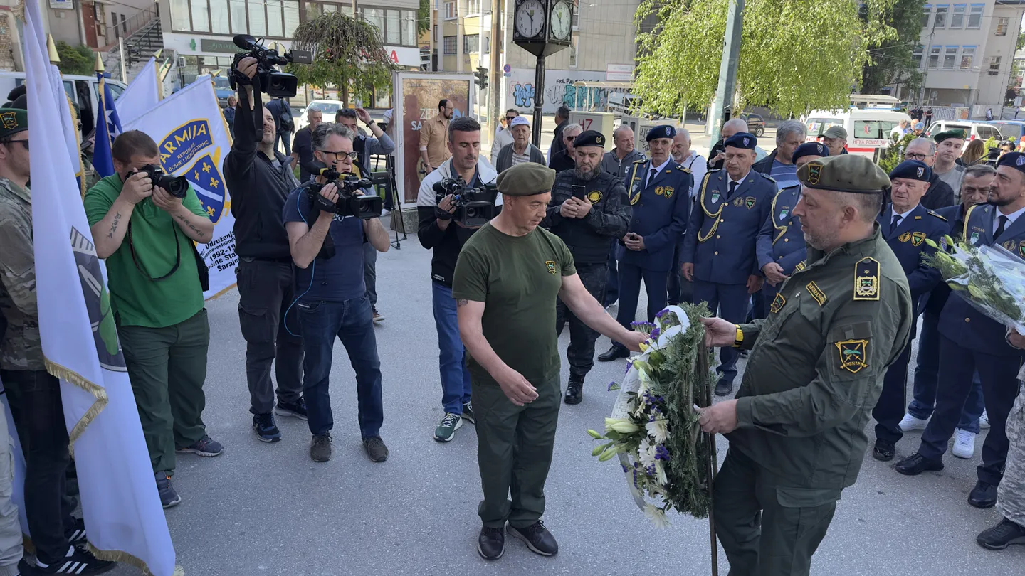 Obilježena godišnjica Dobrovoljačke: Armija RBiH bila na pravoj strani historije