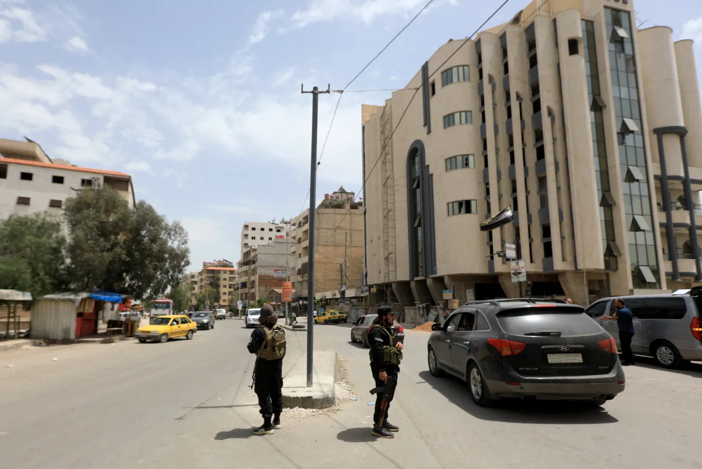 سوريا.. قوات الأمن العام تبدأ الانتشار بأشرفية صحنايا
