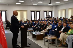 Shkup, mbahet paneli "Sistemi bankar global dhe e ardhmja e bankave në Türkiye dhe Ballkan"