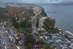 All eyes on Istanbul as Russia, Ukraine peace talks begin