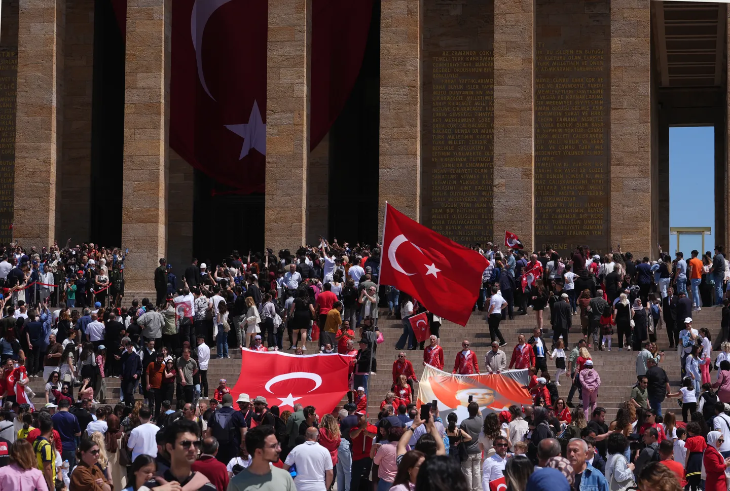 Türkiye ünnepli a köztársaság megalapításának 102. évfordulóját