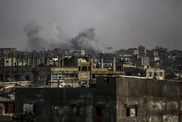 Netanyahu dice que Israel “tomará el control de toda Gaza” y deja al menos 103 muertos en una noche