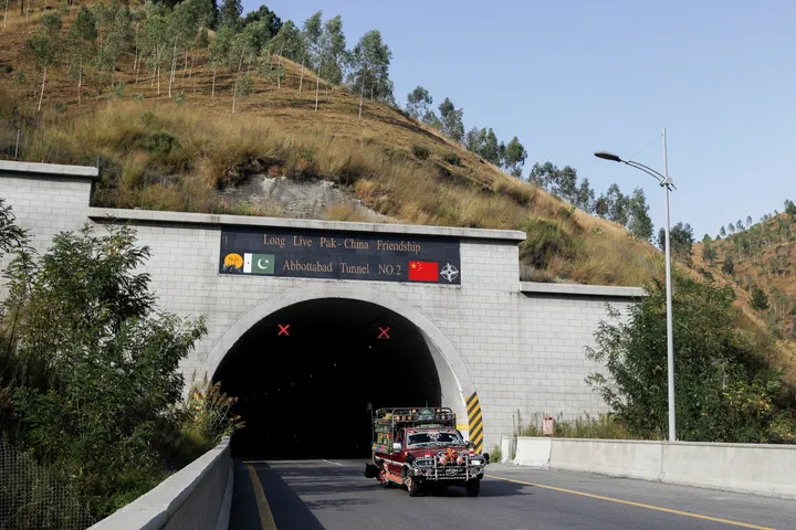 چین پاکستان اقتصادی راہداری،افغانستان بھی شامل ہوگیا