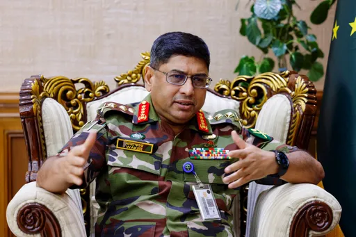 Bangladesh army chief wants elections 'by December'