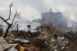 Many killed as Russia pummels Ukraine in fresh night of strikes