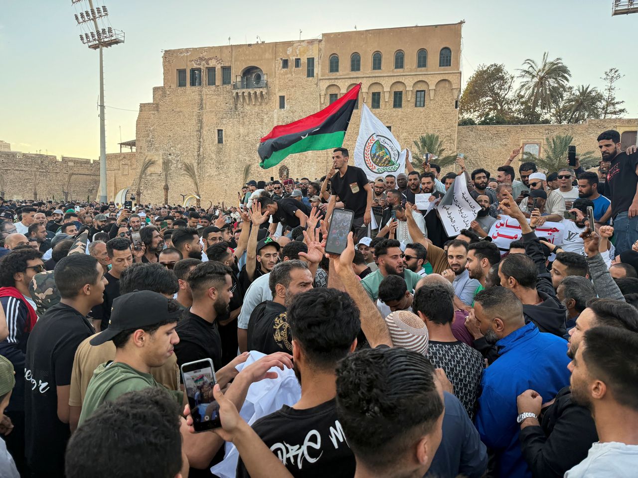 Egypt, Tunisia, Algeria call on Libyan parties to cease escalation ...