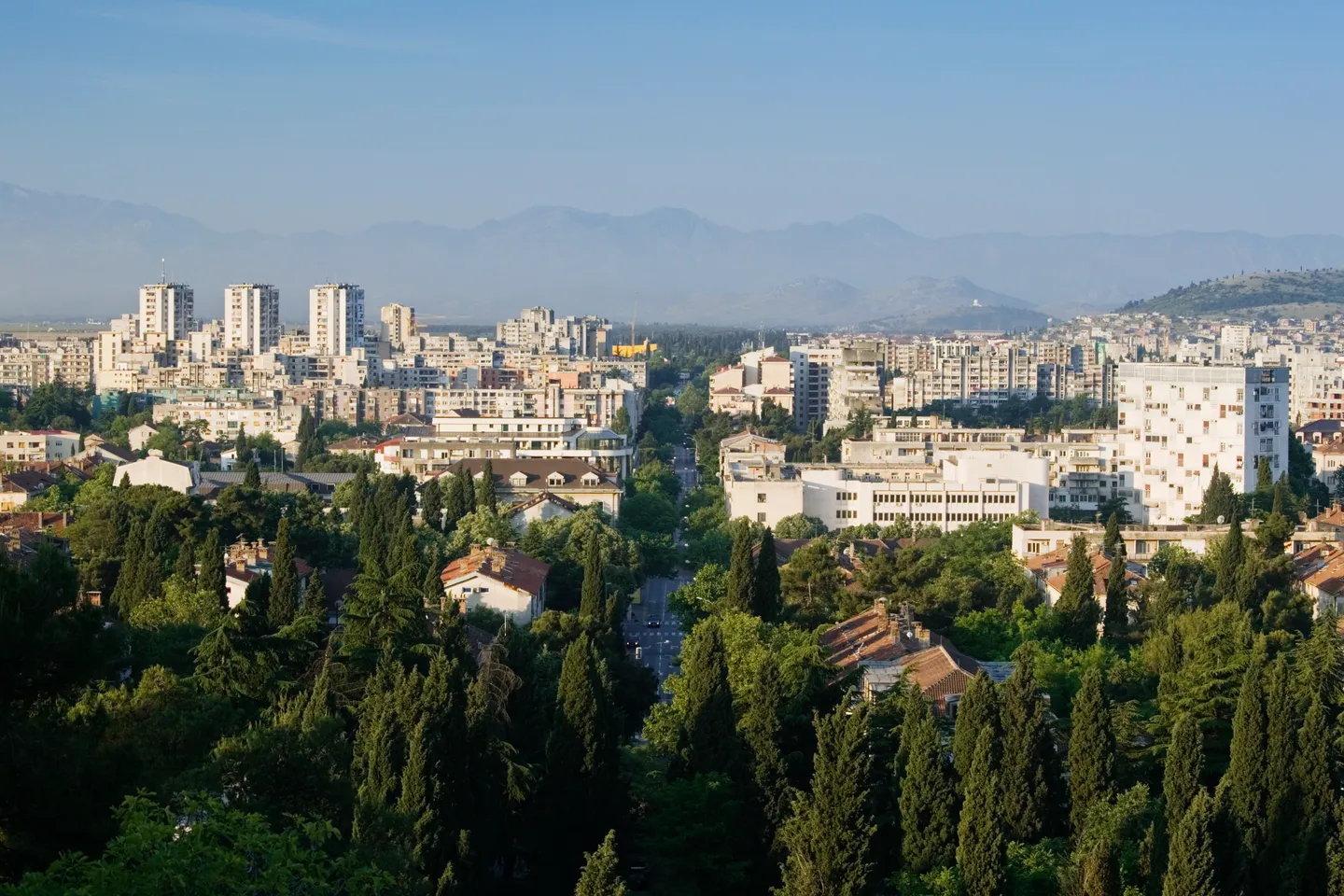 Crnu Goru u prosjeku dnevno napuste 22 stanovnika