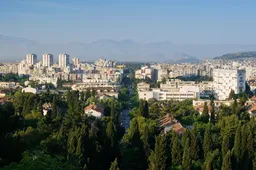 Crnu Goru u prosjeku dnevno napuste 22 stanovnika