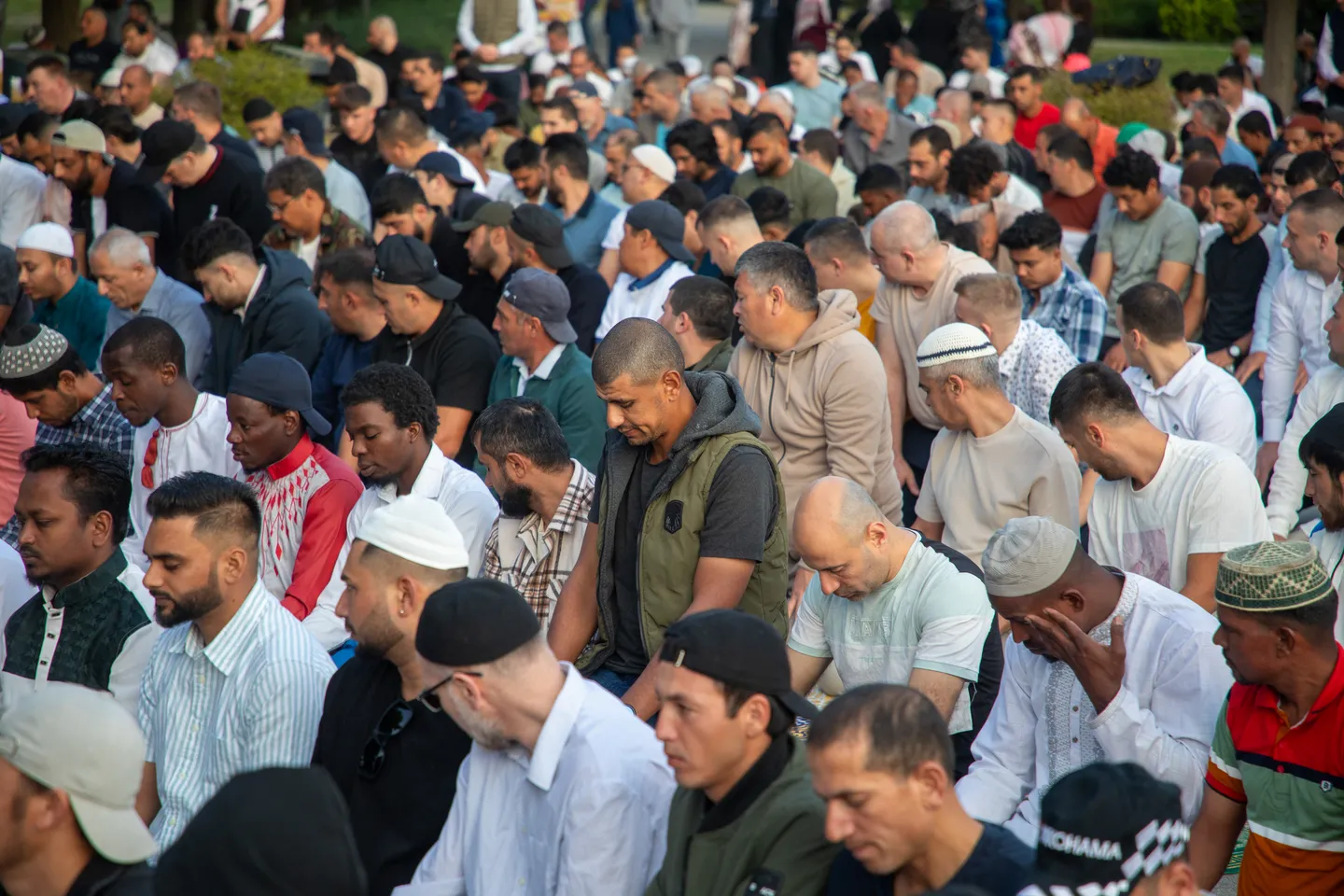 Klanjanjem bajram-namaza muslimani u regiji dočekali Kurban bajram
