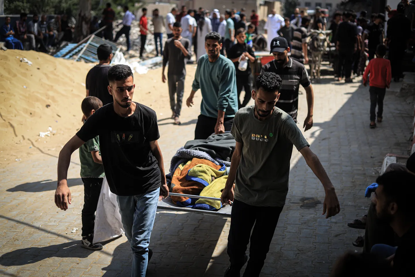 Blizu 50 Palestinaca ubijeno, 100 povrijeđeno u napadima na Gazu drugog dana Kurban-bajrama