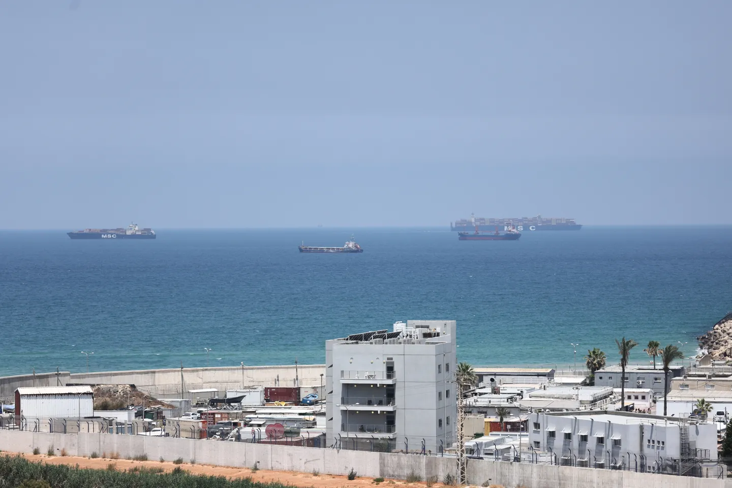 الخارجية التركية: نتوقع وصول السفينة مادلين إلى البر مساء الاثنين