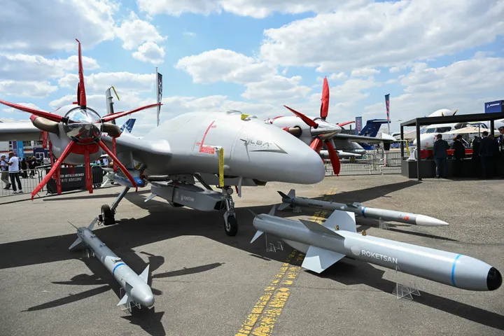 Italian Leonardo, Turkish Baykar hope to lead in drone systems in joint venture