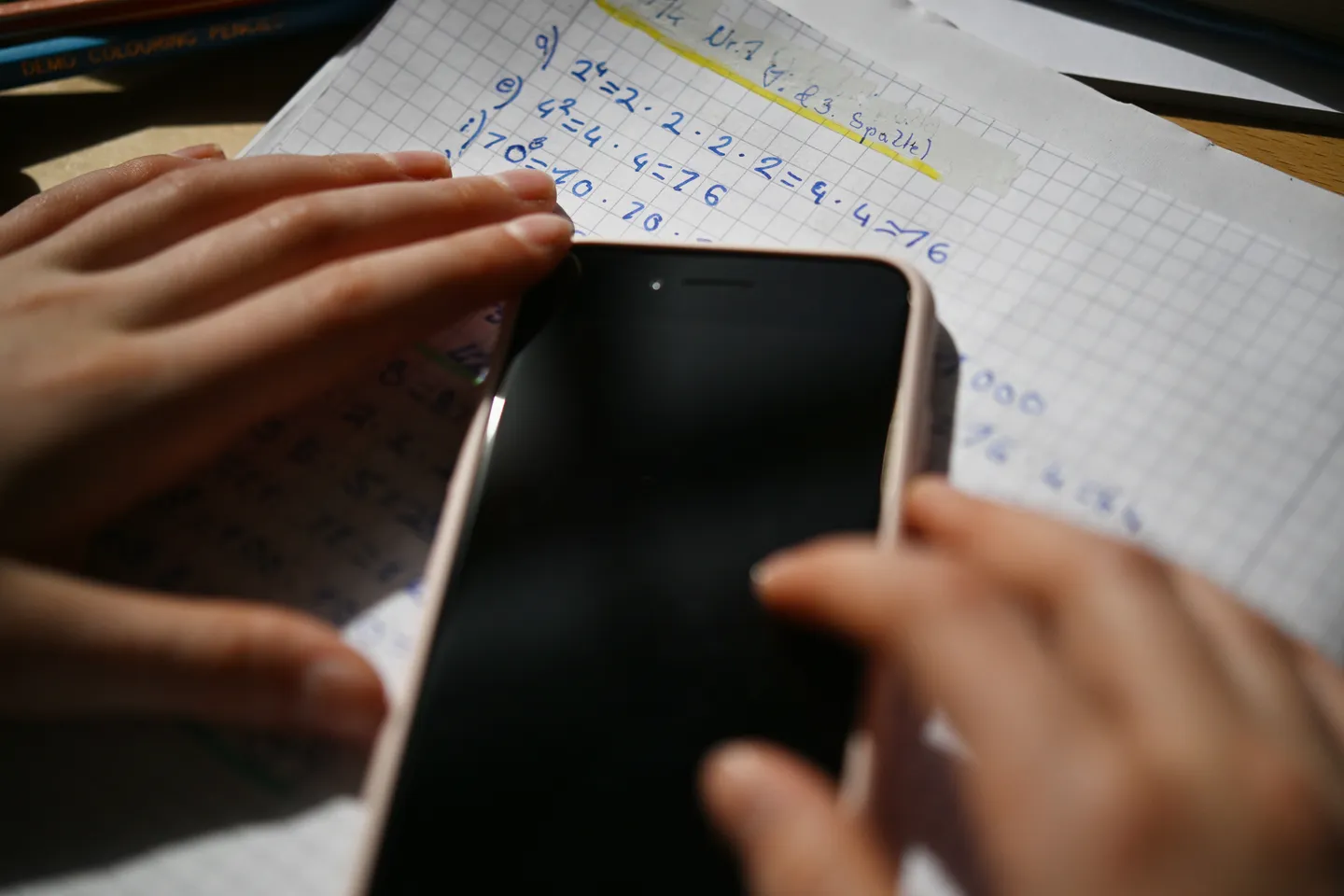 Mehrheit für Beschränkung privater Handynutzung an Schulen
