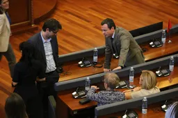 Kryeministri Kurti i quan deputetët e opozitës "deputetë nomadë"