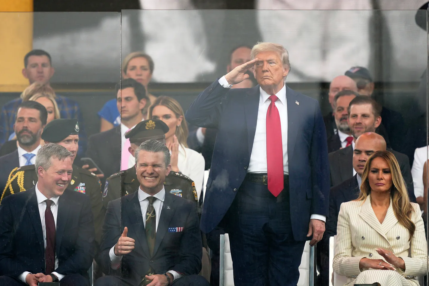 С кем советуется Трамп по Ирану?