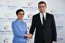 Комесарката за проширување на ЕУ, Кос: Европа не може да биде обединета без Западен Балкан
