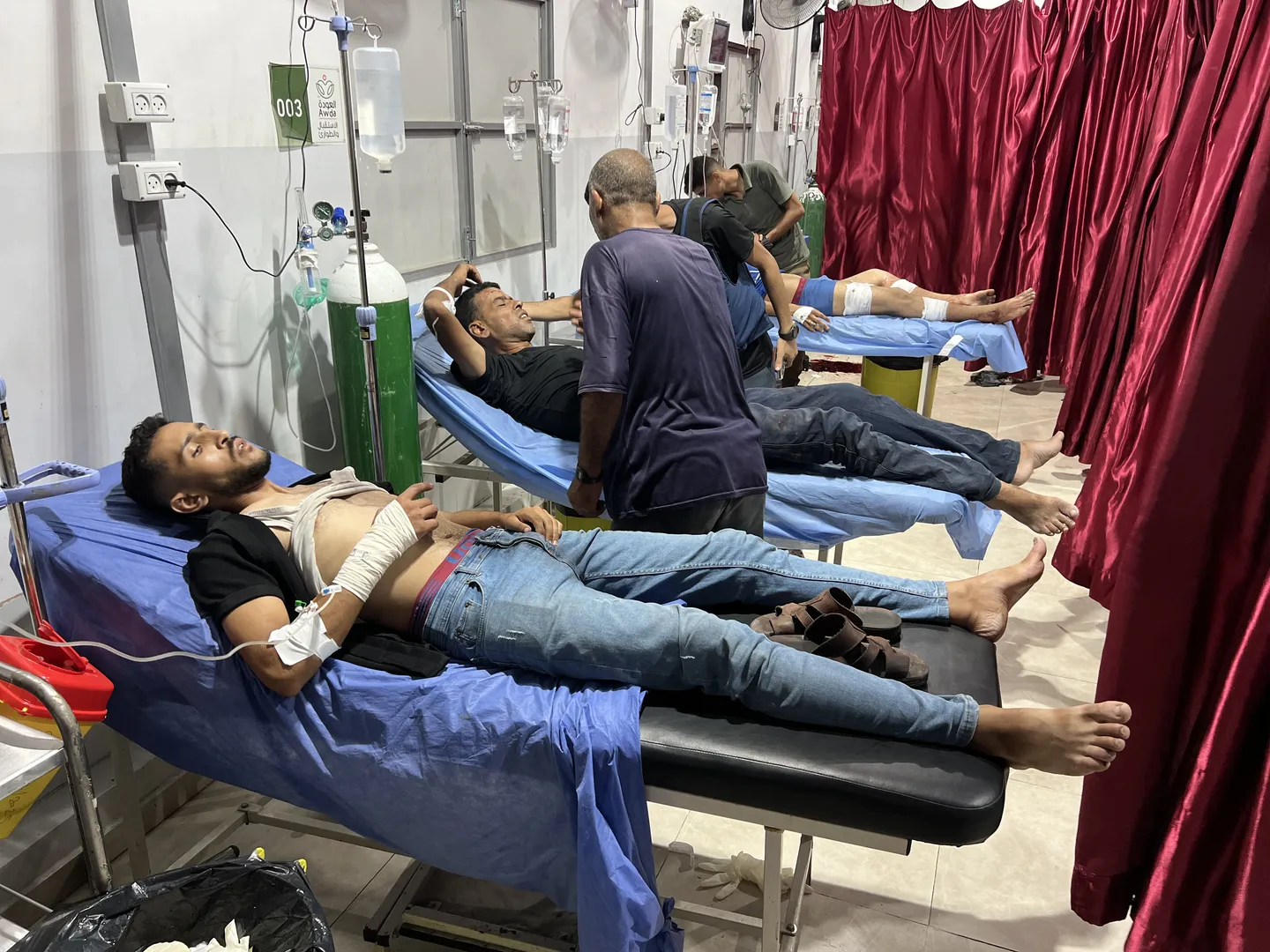 U izraelskim napadima na školu i tražioce pomoći u Gazi ubijena 23 Palestinca