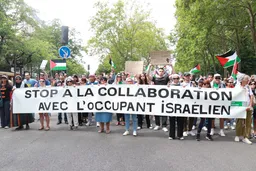 Parisi në solidaritet me Gazën, kërkojnë armëpushim të menjëhershëm
