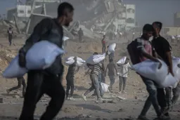 Komisioni Evropian: Nuk ka raportime për vjedhje ndihmash nga Hamasi në Gaza