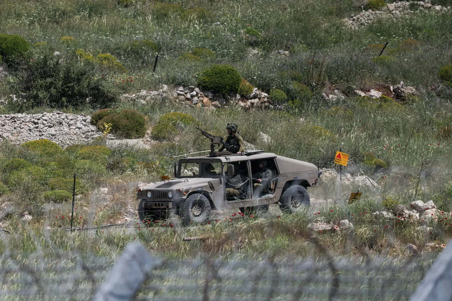 Israel expands its occupation in southern Syria with six new military bases