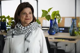 Razan Zuayter, la activista que desde el exilio ayuda a los palestinos a cosechar su propia comida