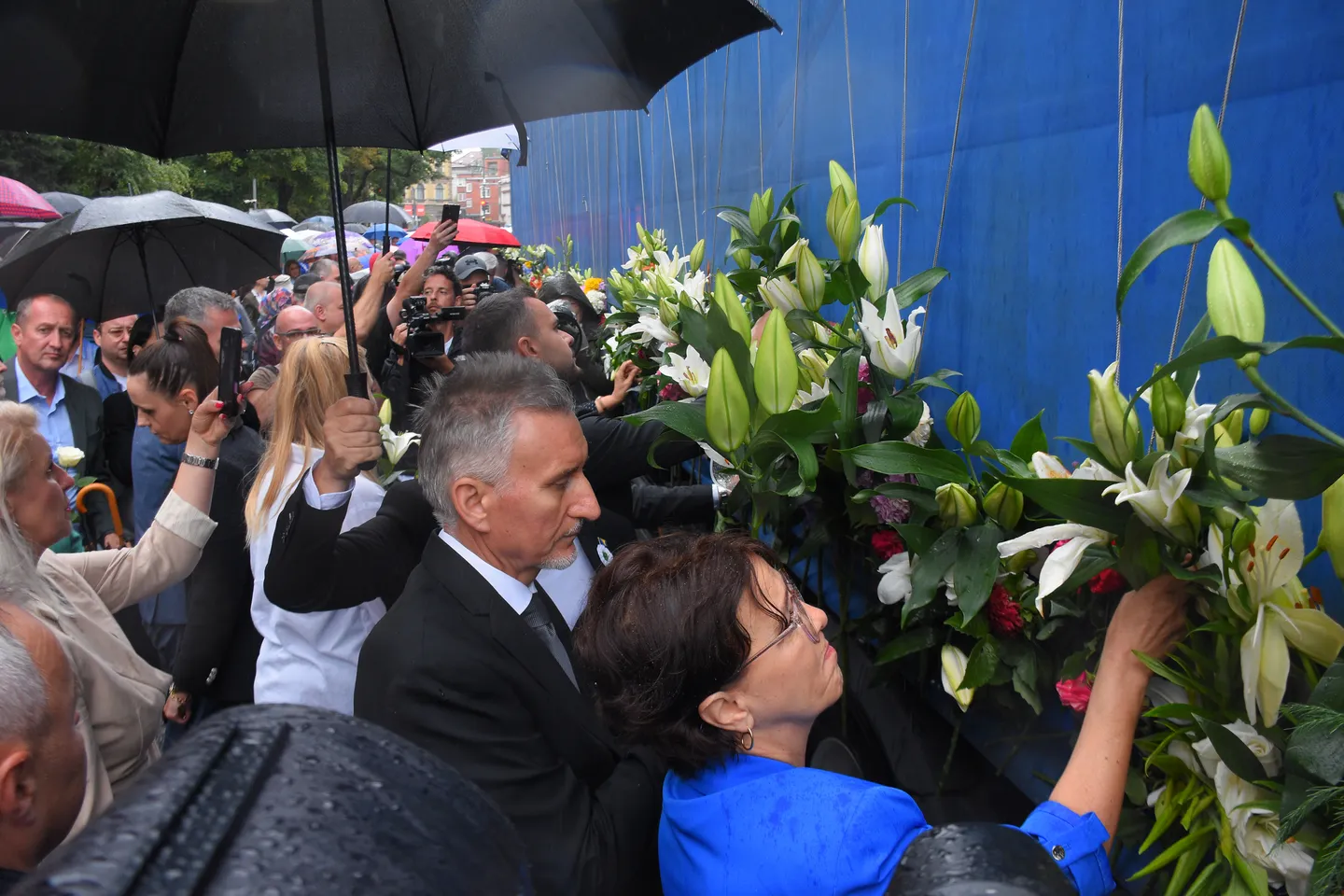 Građani Sarajeva odali počast žrtvama genocida u Srebrenici